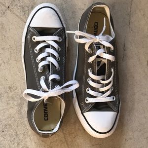 Gray Converse Low Top Shoes